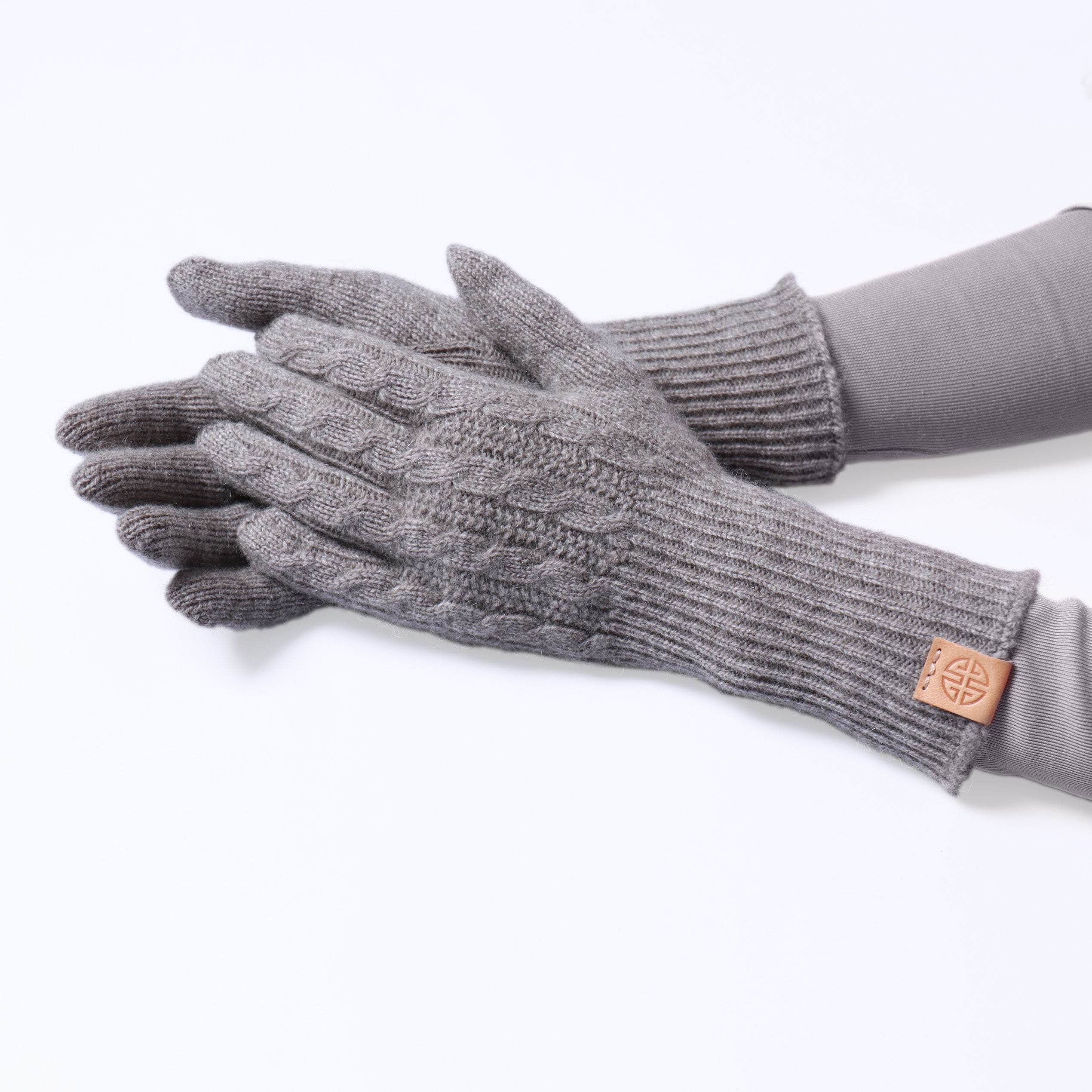 Yak Wool Cable Knit Gloves