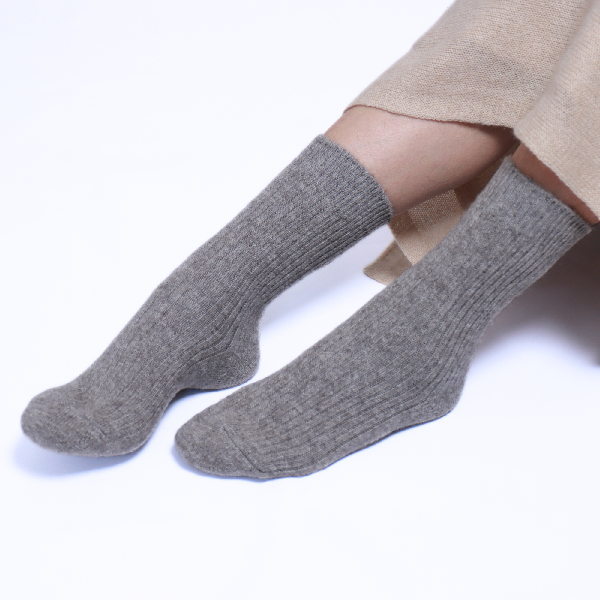 Natural Yak Wool Bed Socks 100% Mongolian Pure Yak Down Home Socks Winter Warm Lounge Socks