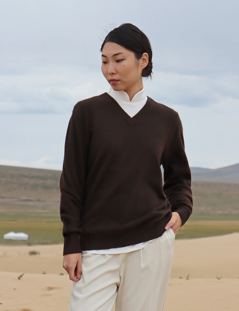 100% Natural Yak Wool Womens Classic V Neck Jumper